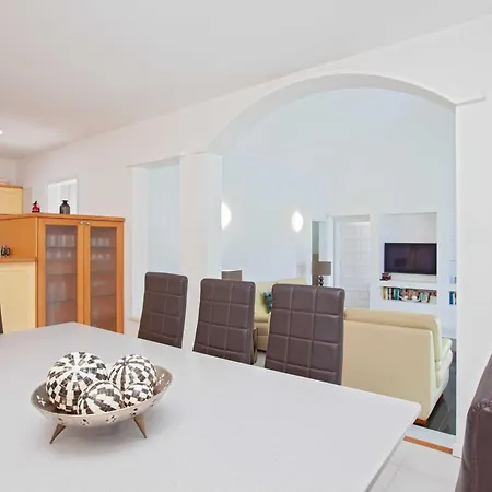 Villa Modern Mojones Casa Penyas Blancas Dos 4 Bedrooms Private Heated Pool Puerto Del Carmen