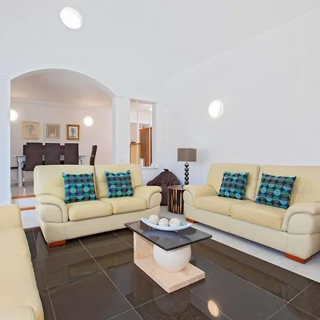 Modern Mojones Casa Penyas Blancas Dos 4 Bedrooms Private Heated Pool Puerto Del Carmen *