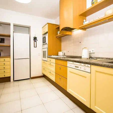 Modern Mojones Casa Penyas Blancas Dos 4 Bedrooms Private Heated Pool Puerto Del Carmen Puerto del Carmen (Lanzarote)